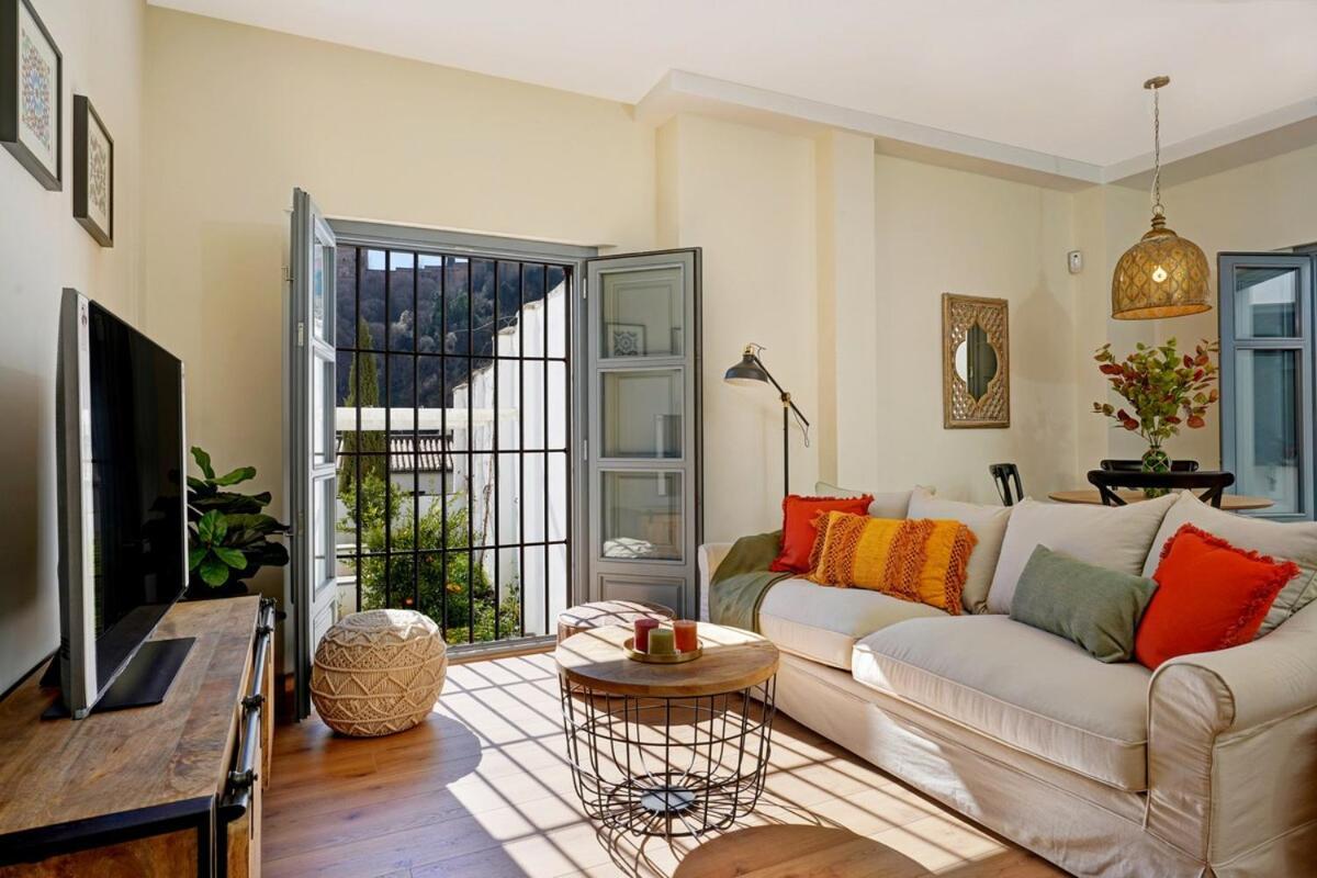 Luxury Alhambra Views Apartamento *